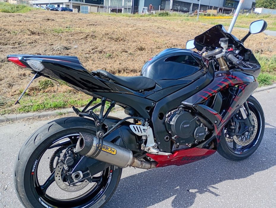 Suzuki GSXR 600 k8/ credito/garantia