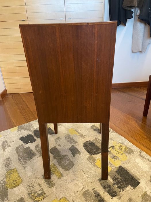 4 cadeiras de madeira (designer)para mesa de jantar