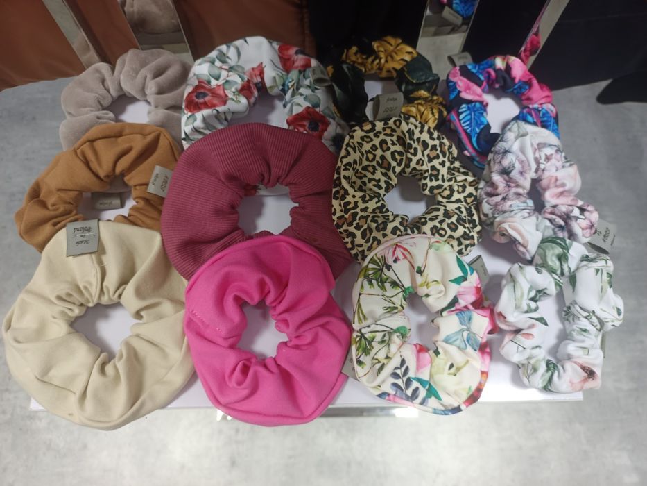 Frotki do włosów scrunchies