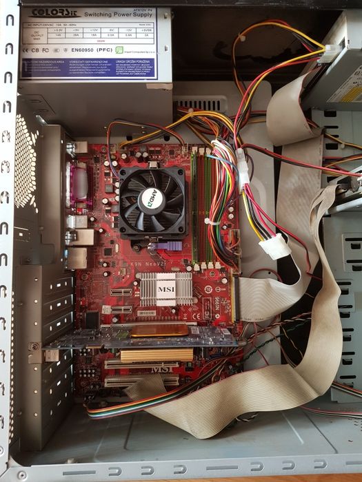 Komputer stacjonarny