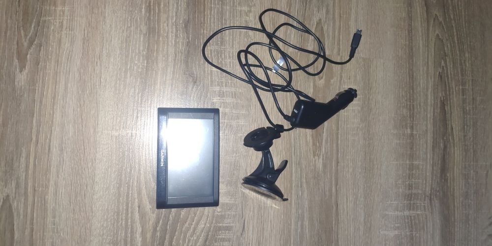 Навігатор GPS Garmin Nuvi 42