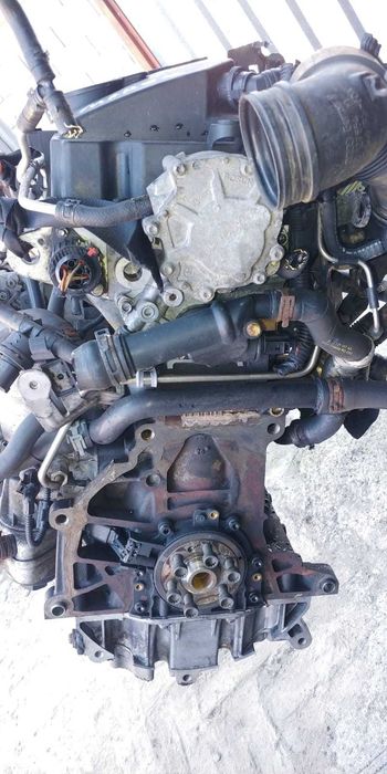 VW  2,0 TDI  Silnik  BKP  kompletny  foto