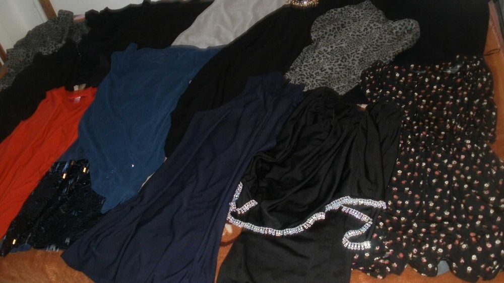 zestaw ok. 100 sukienek itp. - S/M/L 38/40- Mohito, HM, Agnes i inne