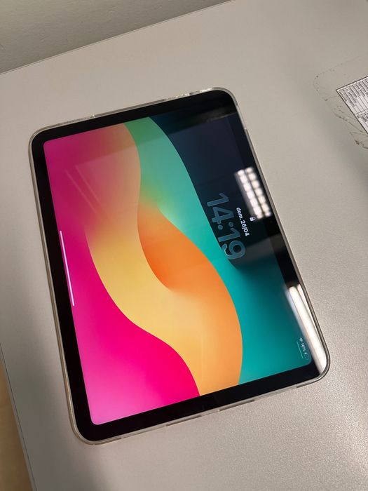 iPad 10th Generation456650399972730881