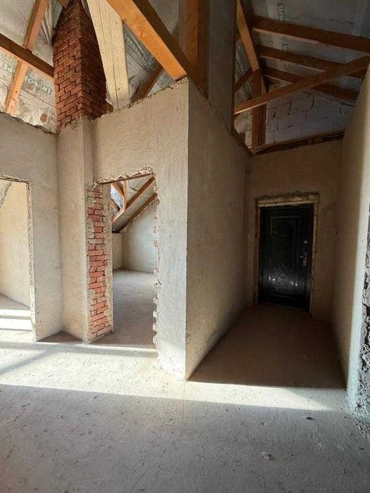 3-кімнатна в новобудові в центрі!