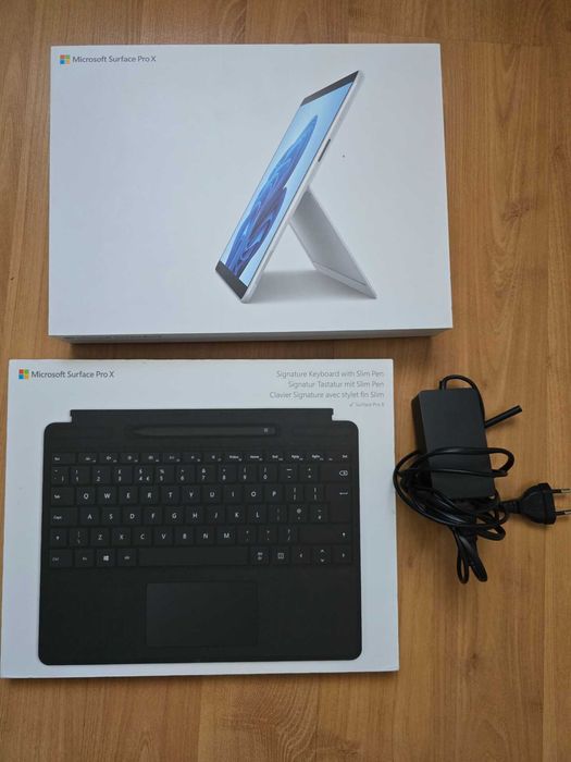Laptop Microsoft Surface Pro X z klawiaturą I piórem