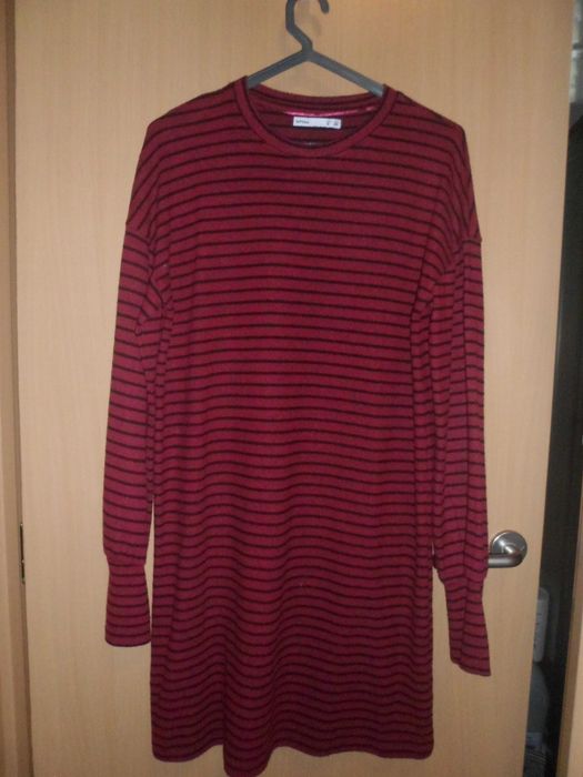 vestido de malha da marca Lefties para mulher