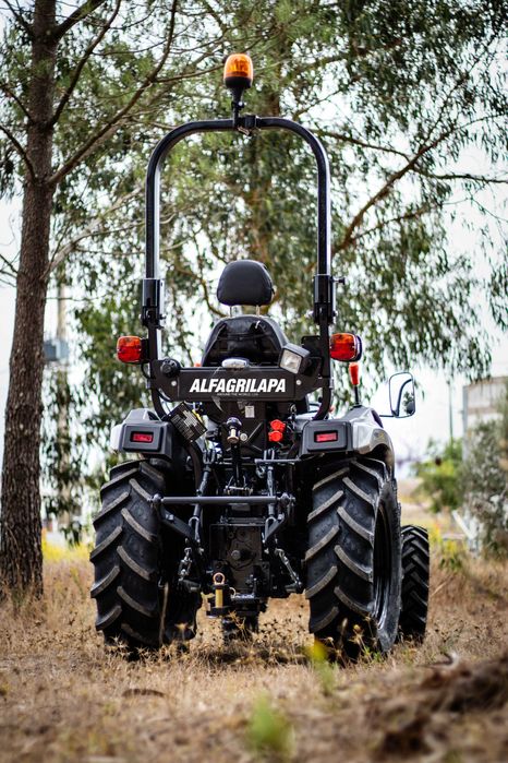 Trator Solis 26XL BLACK C/4Alfaias Incl**CAMPANHA WINTER PROMO 2026**