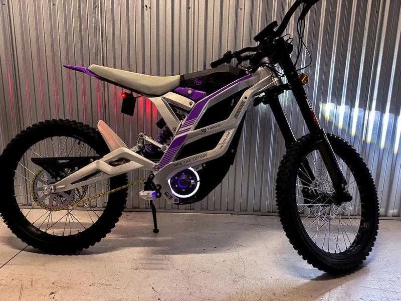 Falcon Pro 2025 – Nova, 10 kW, 90 km/h,72 V 35 Ah , Autonomia 120 km