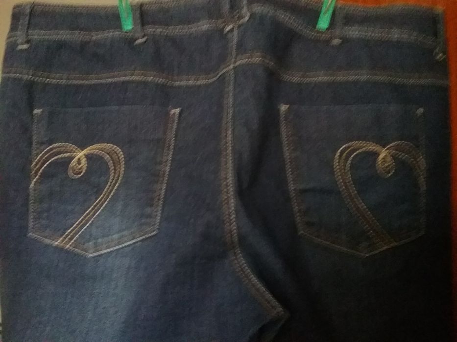 Джинсы новые мужские,размер 56-58,темно-синий цвет,"Authentic Denim".