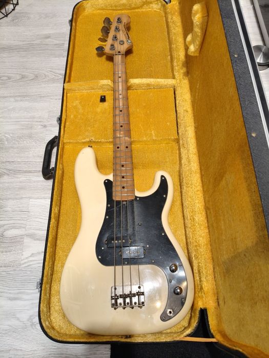 Gitara basowa Fernandes