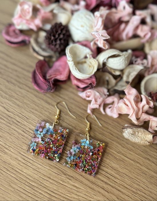 Kolczyki handmade kwiaty naturalne kwadrat