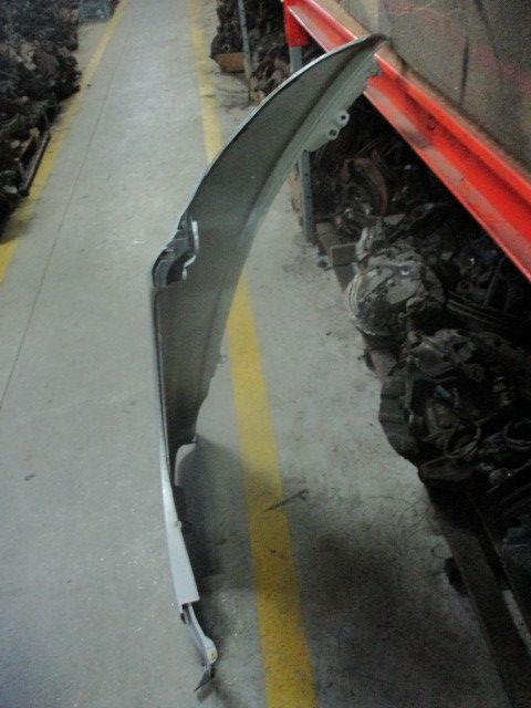 Guarda-lamas direito VOLVO C30