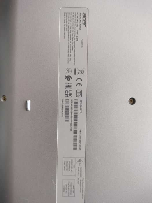 Laptop Acer Aspire A515-56