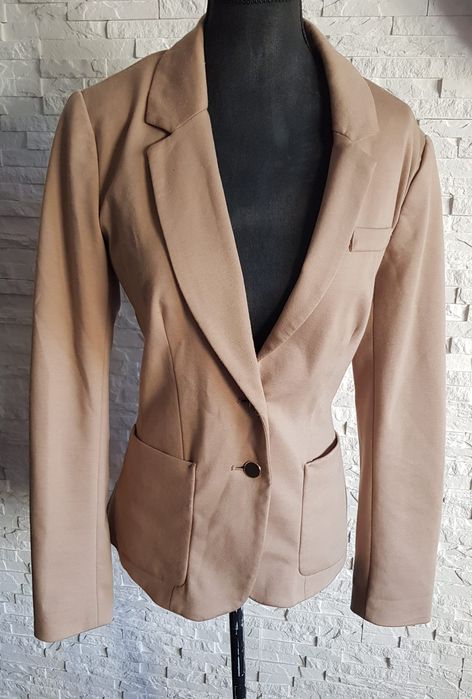 Reserved beżowa marynarka elegancka wiskoza