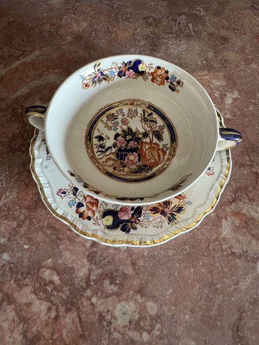 Taça de consome porcelana inglesa Maison’s