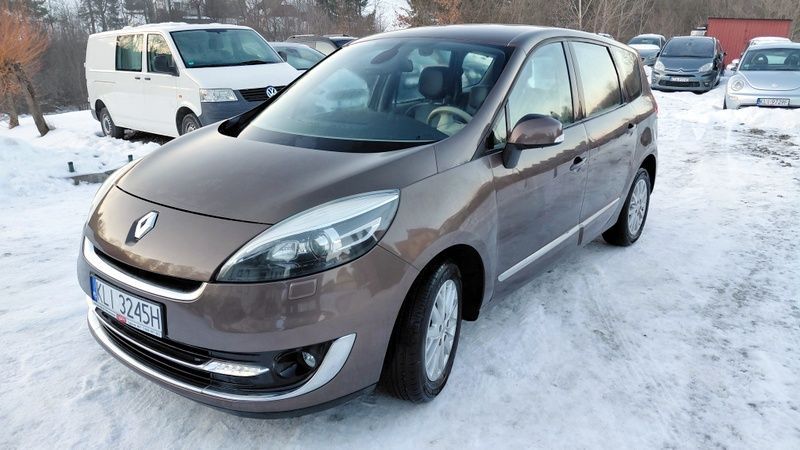 Renault Grand Scenic ładny bez korozji niski przebieg zarejestrowany z niemiec
