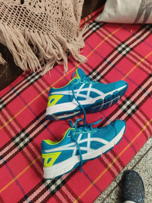 Vendo sapatilhas Gasics n38