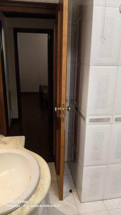 Quarto para arrendar