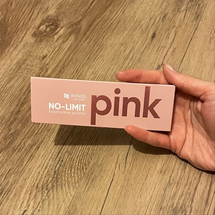 Paletka cieni do powiek (4 odcienie różu)