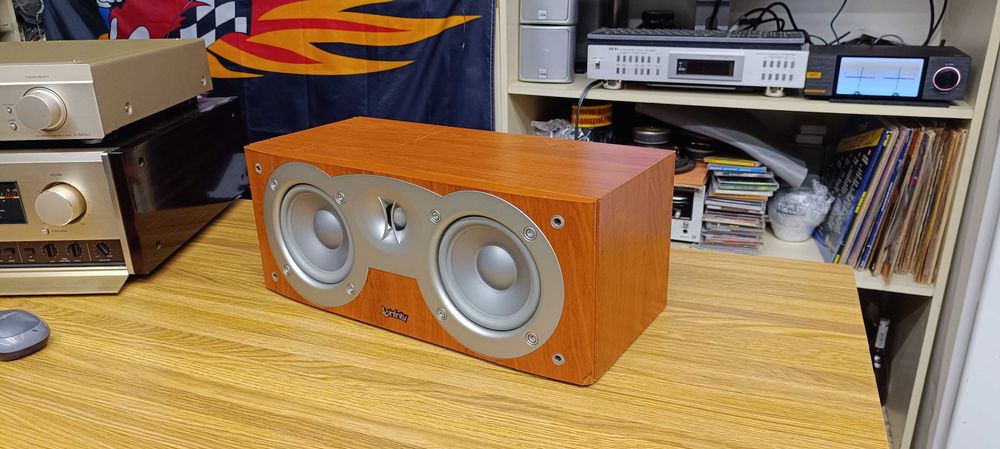 Центральний канал Infinity Beta C 250