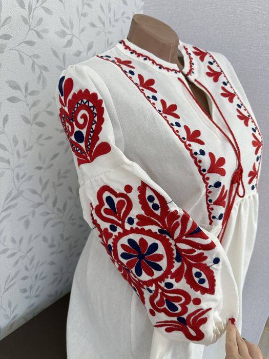 Вишиванка-плаття міді, вишита сукня, вишиванка біла