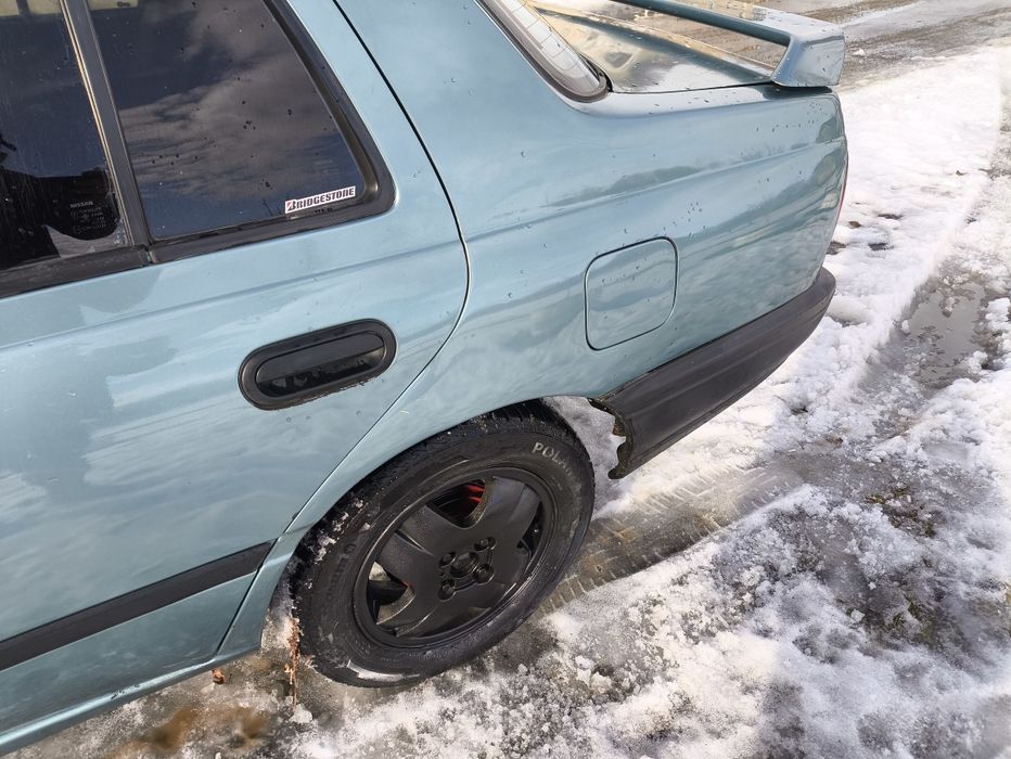 Nissan Sunny 1.4 бензин в чудовому стані авто машина Нісан санні