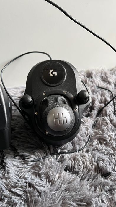 Volante Logitech g923 + Logitech Shifter
