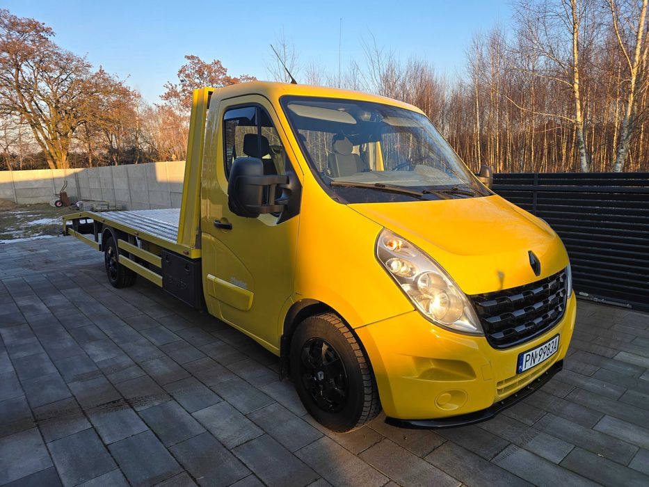 Renault Master 3 III autolaweta. Tył napęd.