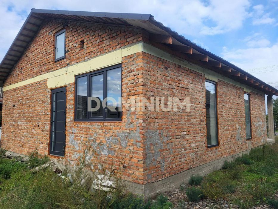 Продаж новобудови — село Тросник, вул. Перемоги