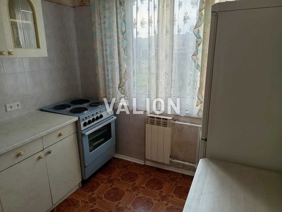 Продам 2-комн. квартиру, р-н Оболонь, пр. Оболонский 33а