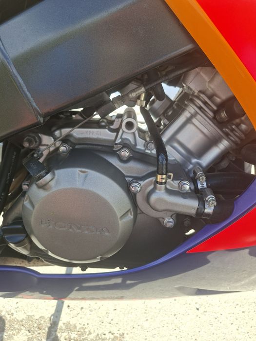 Sprzedam Honde CBR 125 REPSOL