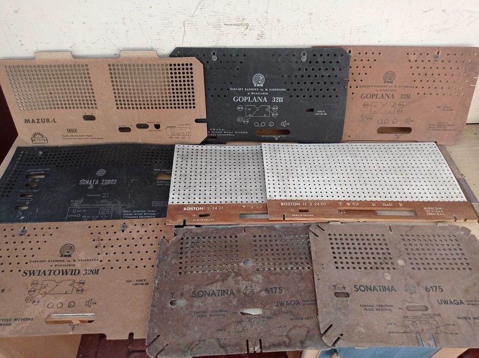 Tylne ścianki - stare radia lampowe