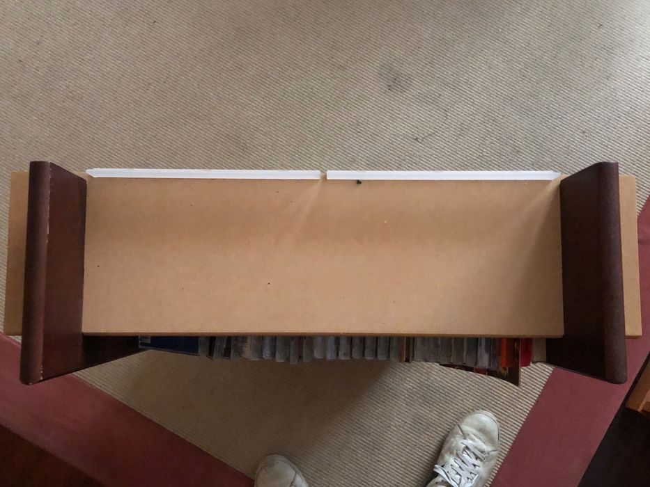 Móvel para 200 cd's