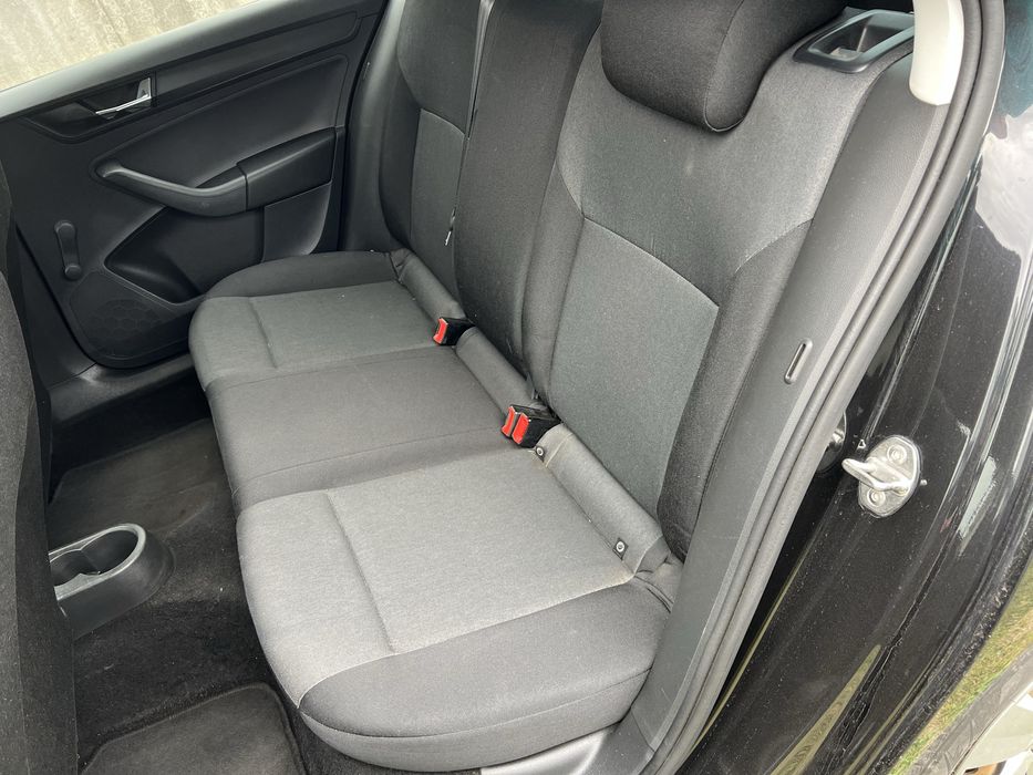 Салон сидения skoda fabia3, rapid