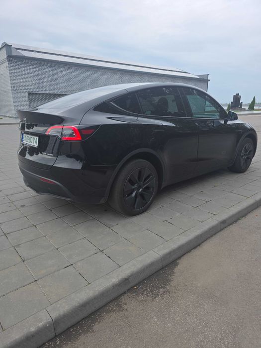 Tesla Model Y 2024 VIN 7SAYGAEE8RF184937 фото оголошення 7 з 20