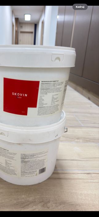 Klej do parkietu 3 w 1  klej grunt izolacja