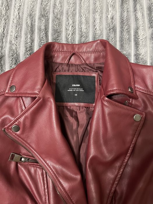 Кожаная куртка кроп