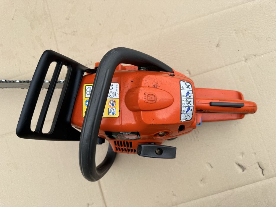Pila spalinowa Husqvarna 240 e