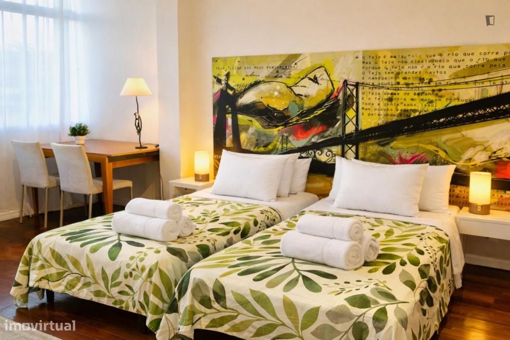 Quarto - localizado em Alvalade Lisbon