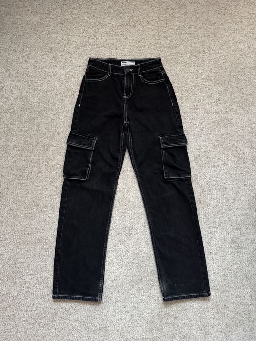 Czarne jeansy cargo