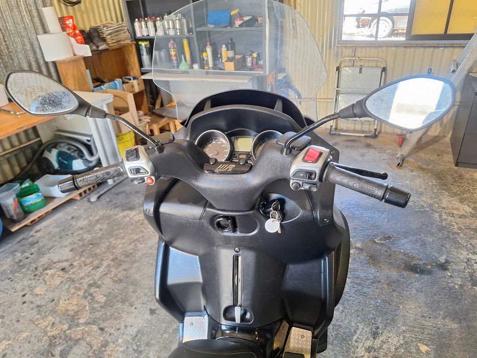 Piaggio MP3 500 LT. Exclusive em Ótimo estado geral de Novembro de 2012