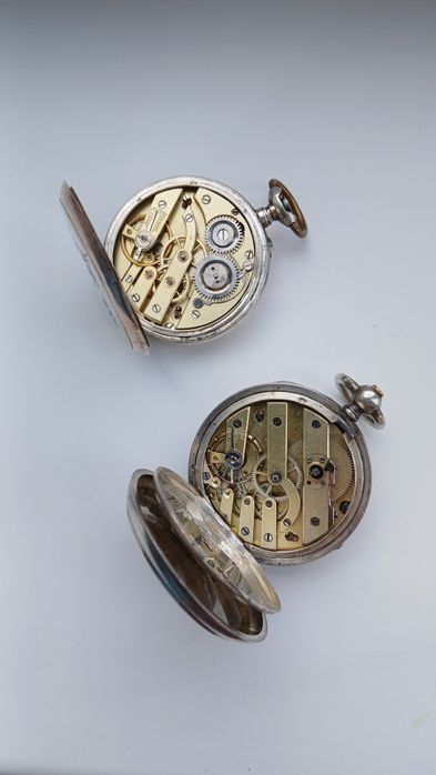 Карманные серебрянные часы