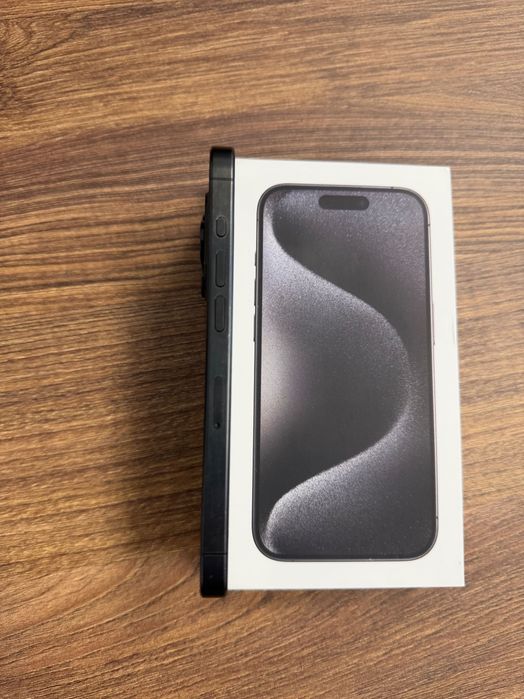 iPhone 15 pro 128GB. Używany - Stan bdb + dodatki.