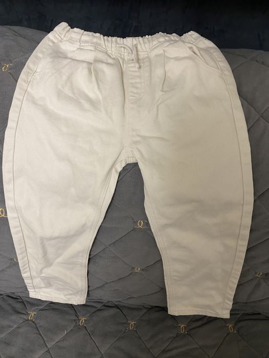 Білі ( молочні) джинси для хлопчика