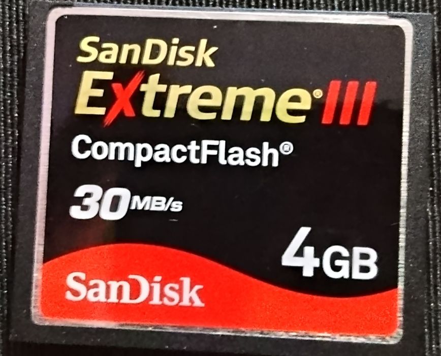 Cartão de memória - CompactFlash