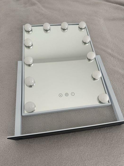 Espelho com luz - Ovonni Mirror