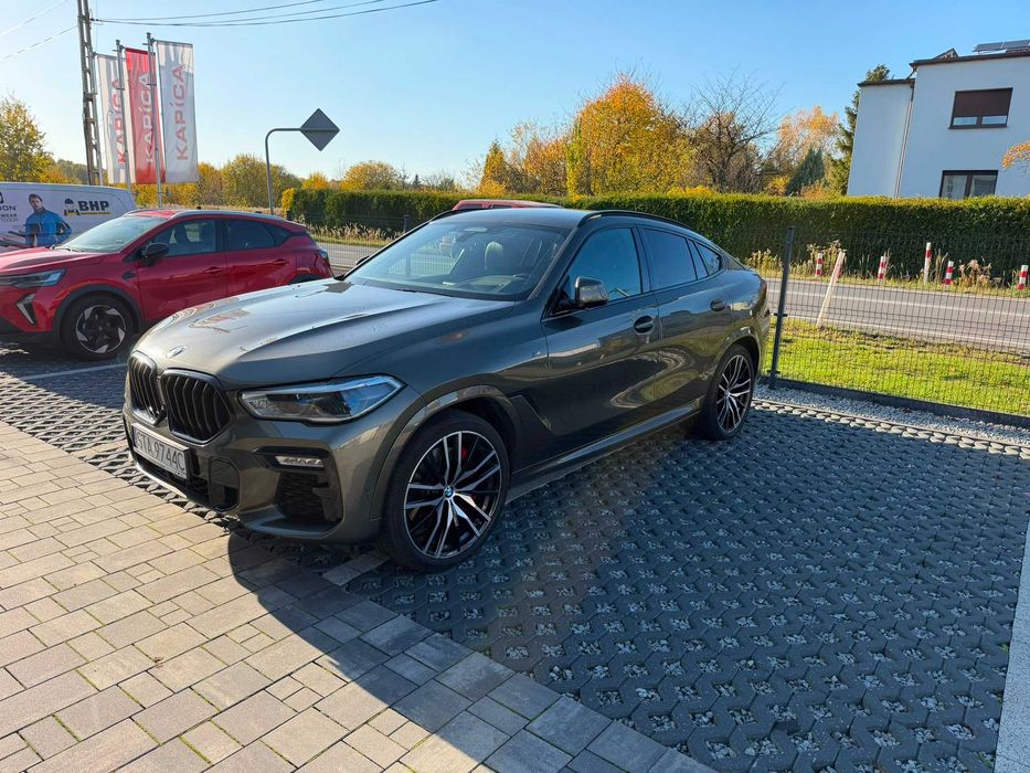 samochód BMW X6 M50d okazja