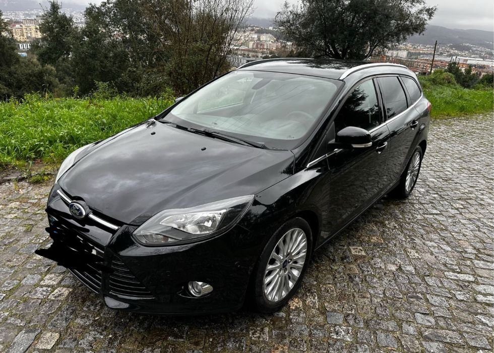 Ford focos SW1.6 2014