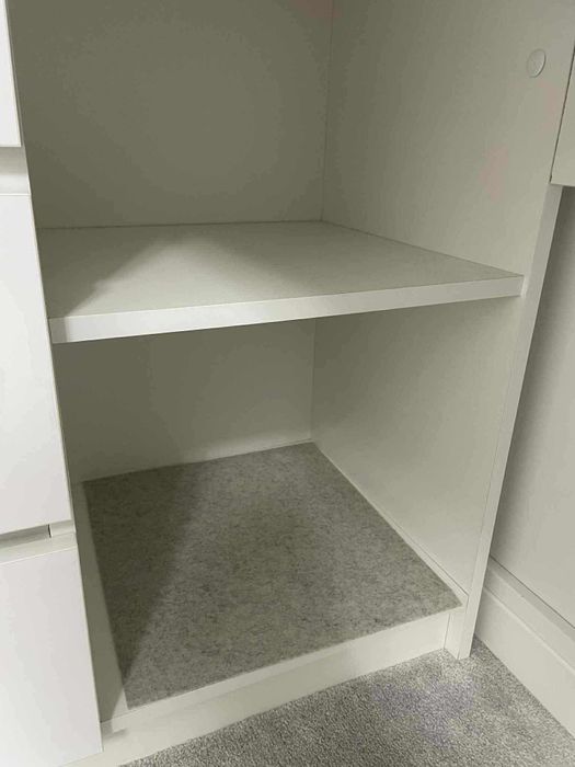 Duże białe biurko narożne